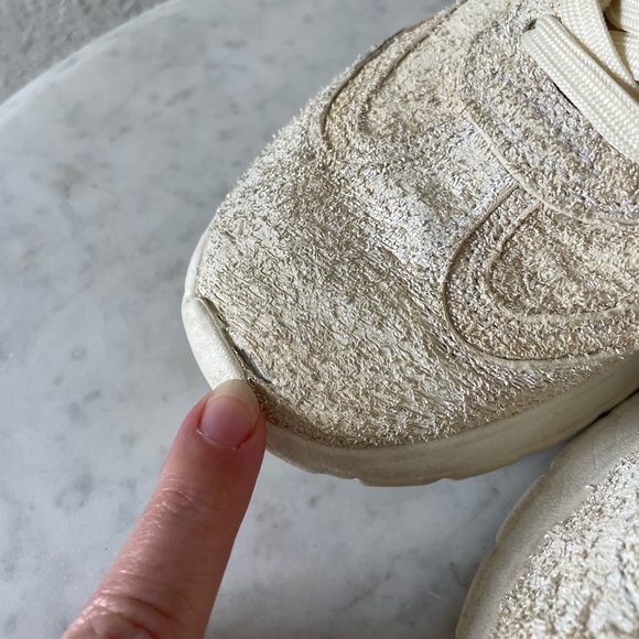 Tory Burch Good Luck‎ Logo Trainer in Textured Ivory - Picture 6 of 12